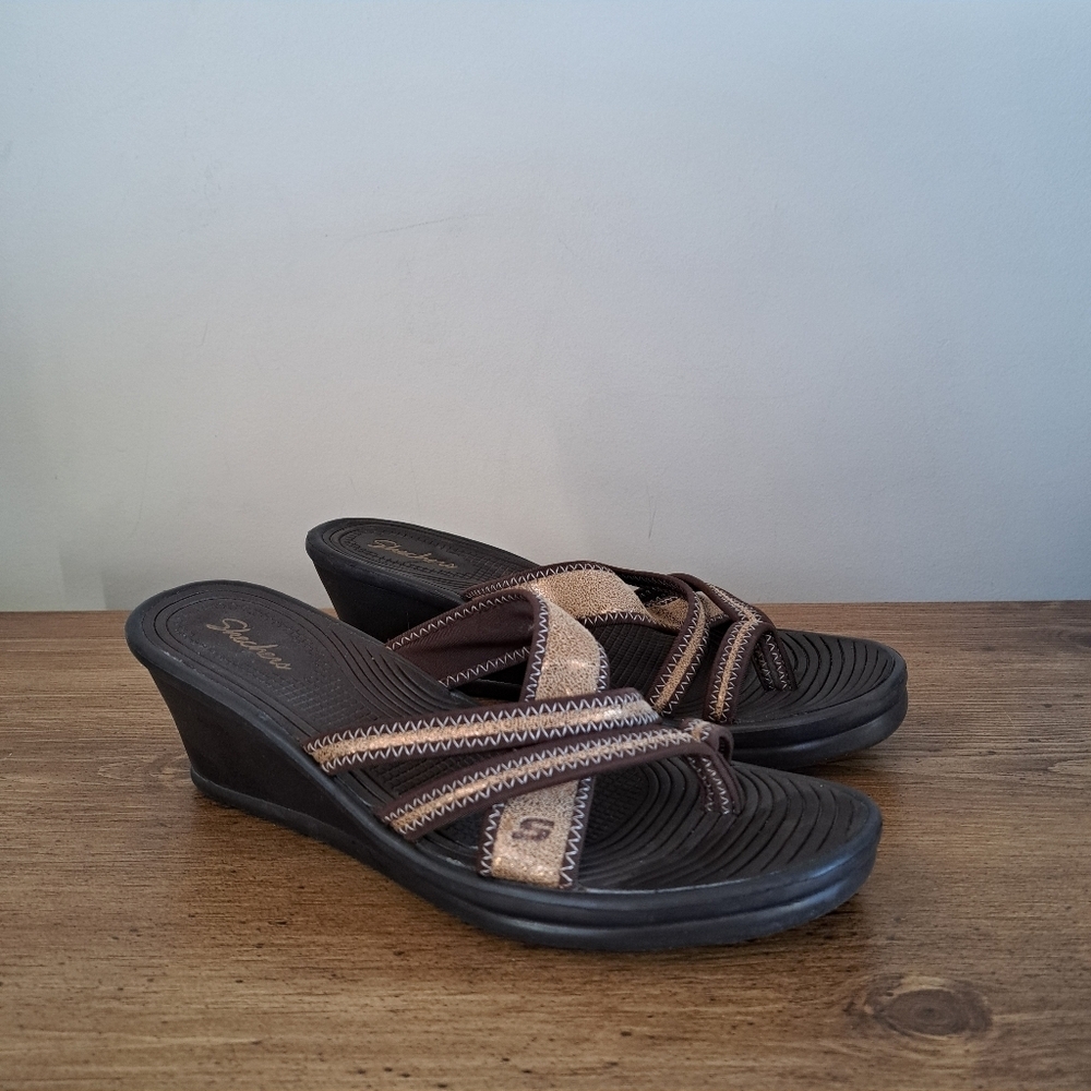 Skechers Sandals Brown Tan Sandals Women's Size 11 Lightweight Neutral Wedge